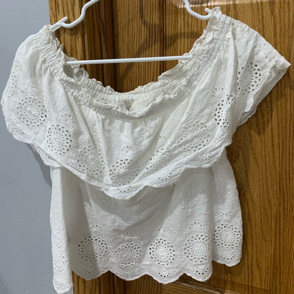 American Eagle off the shoulder top - Picture 1 of 3